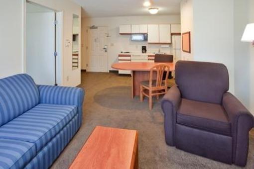 фото отеля Candlewood Suites Newport News