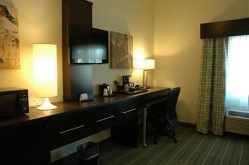 фото отеля Holiday Inn Express Monticello