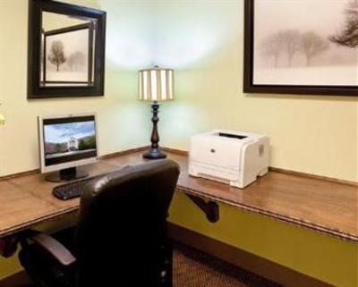 фото отеля Hawthorn Suites by Wyndham Chicago-Schaumburg