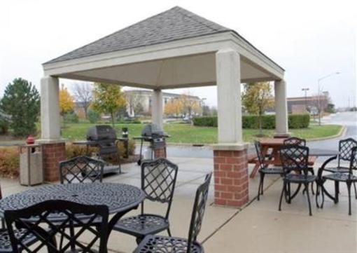 фото отеля Hawthorn Suites by Wyndham Chicago-Schaumburg