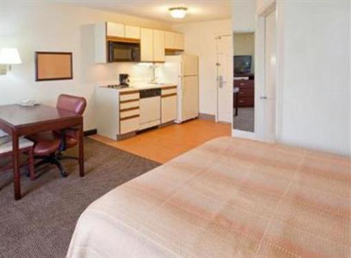 фото отеля Hawthorn Suites by Wyndham Chicago-Schaumburg