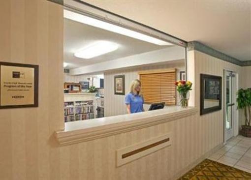 фото отеля Hawthorn Suites by Wyndham Chicago-Schaumburg
