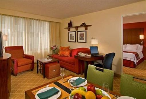фото отеля Residence Inn Bethesda Downtown