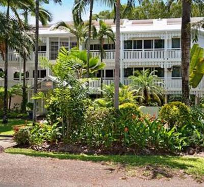 фото отеля Whitehouse Holiday Apartments Port Douglas