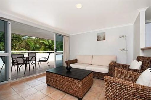 фото отеля Whitehouse Holiday Apartments Port Douglas
