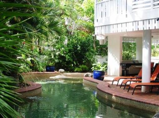 фото отеля Whitehouse Holiday Apartments Port Douglas