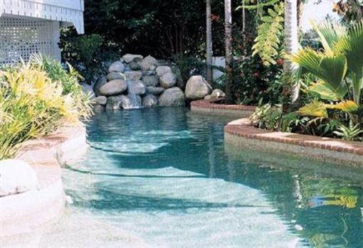 фото отеля Whitehouse Holiday Apartments Port Douglas