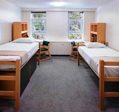 фото отеля West Coast Suites at UBC
