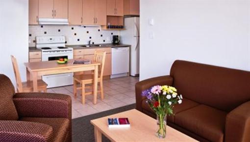 фото отеля West Coast Suites at UBC