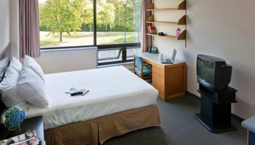фото отеля West Coast Suites at UBC