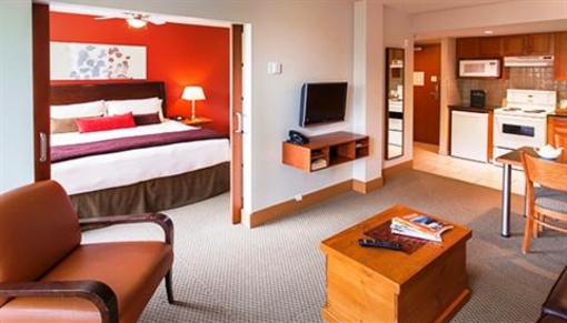 фото отеля West Coast Suites at UBC