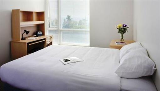 фото отеля West Coast Suites at UBC