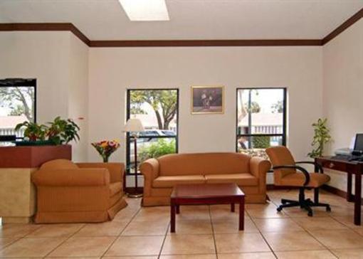 фото отеля Comfort Inn & Suites Daytona Beach