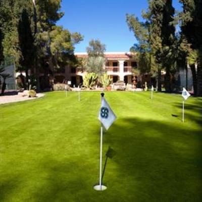 фото отеля Scottsdale Plaza Resort