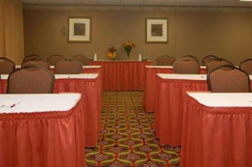фото отеля Candlewood Suites Airport Fort Lauderdale