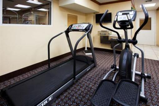 фото отеля Candlewood Suites Airport Fort Lauderdale