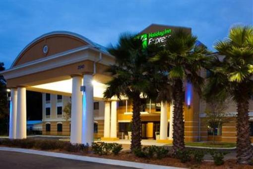 фото отеля Holiday Inn Express Hotel & Suites Jacksonville - Mayport Beach