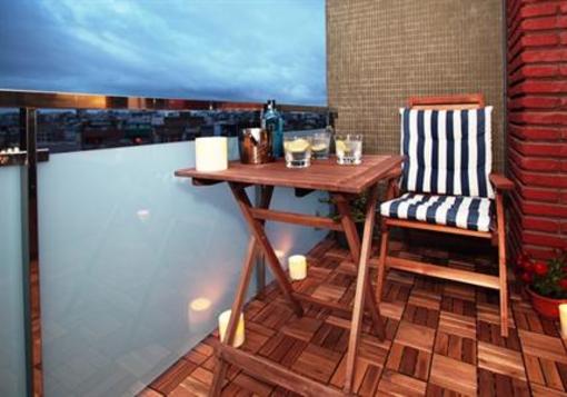 фото отеля Apartamentos Madanis L'Hospitalet de Llobregat