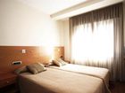 фото отеля Apartamentos Madanis L'Hospitalet de Llobregat