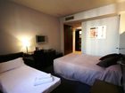 фото отеля Apartamentos Madanis L'Hospitalet de Llobregat