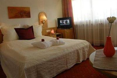 фото отеля Kinderhotel St Zeno