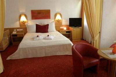 фото отеля Kinderhotel St Zeno