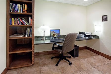 фото отеля Staybridge Suites Salt Lake-West Valley City