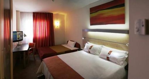фото отеля Holiday Inn Express Vitoria