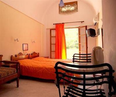 фото отеля Hotel Anastasia Kamari