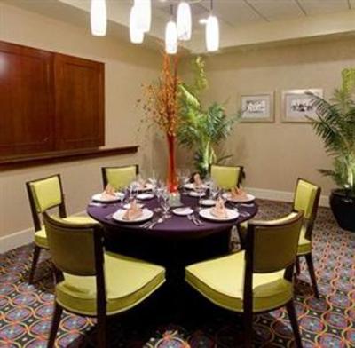 фото отеля Hilton Garden Inn Tampa Airport Westshore