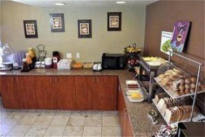 фото отеля BEST WESTERN PLUS Peppertree Airport Inn