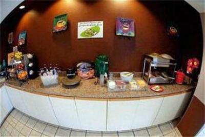 фото отеля BEST WESTERN PLUS Peppertree Airport Inn