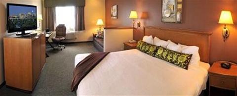фото отеля BEST WESTERN PLUS Peppertree Airport Inn