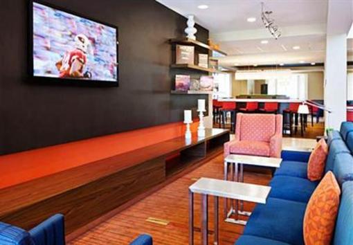 фото отеля Courtyard by Marriott Phoenix Chandler