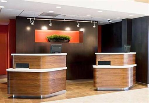 фото отеля Courtyard by Marriott Phoenix Chandler
