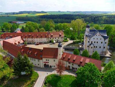 фото отеля Schlosshotel Klaffenbach