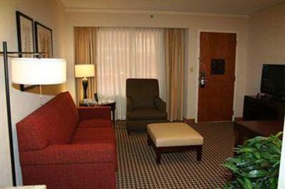 фото отеля Embassy Suites Atlanta - Perimeter Center
