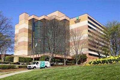 фото отеля Embassy Suites Atlanta - Perimeter Center