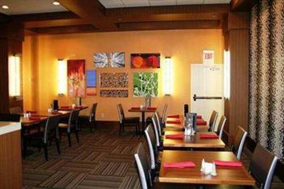 фото отеля Embassy Suites Atlanta - Perimeter Center