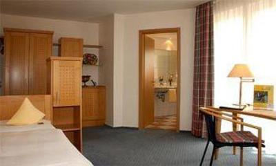 фото отеля Hotel Leugermann