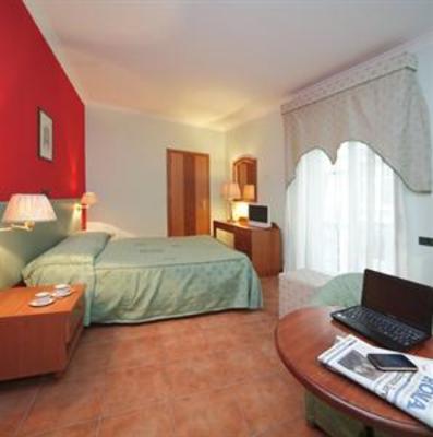 фото отеля Hotel La Pace Naples