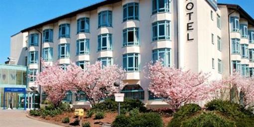 фото отеля Quality Hotel Am Rosengarten Bad Wimpfen