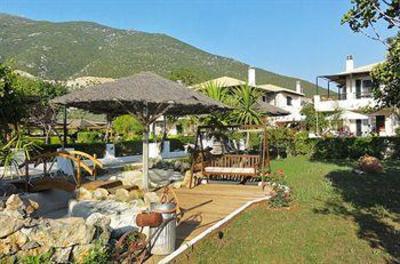 фото отеля Sunny Garden Apartments