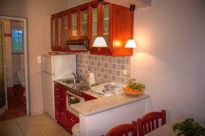 фото отеля Sunny Garden Apartments