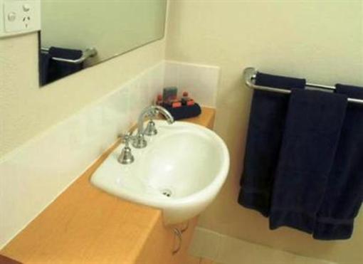фото отеля Heavitree Gap Outback Resort
