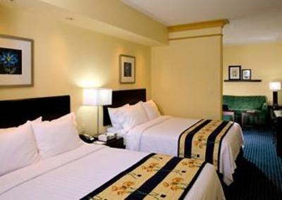 фото отеля SpringHill Suites Naples