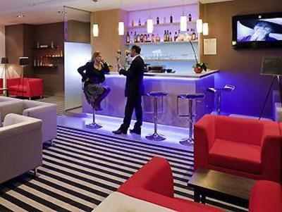 фото отеля Novotel Nantes Centre Bord de Loire