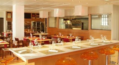 фото отеля Best Western Hotel Colbert Chateauroux