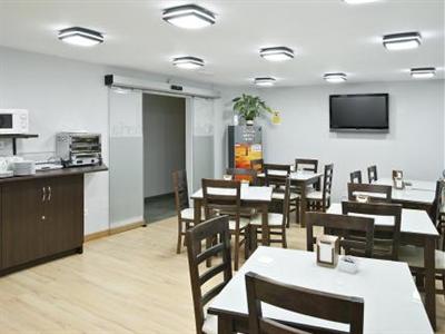 фото отеля Hostal T4