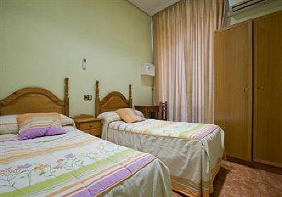 фото отеля Hostal Castilla I